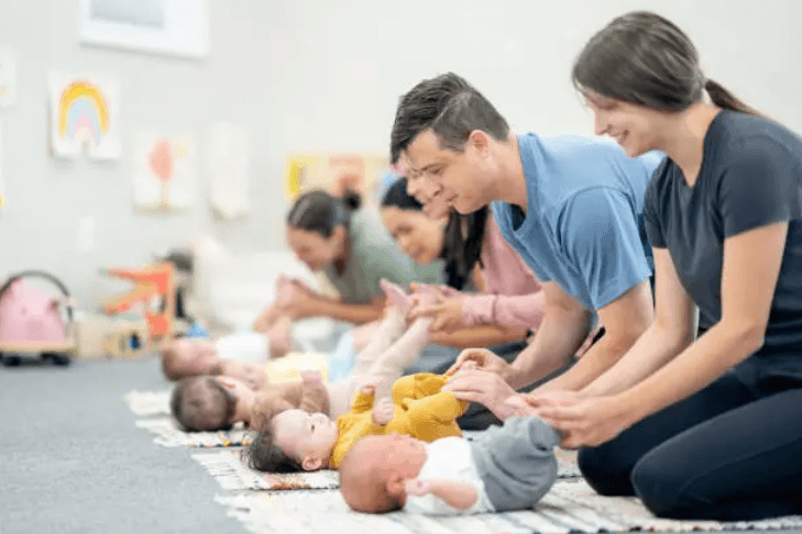Atelier collectif massage bébé